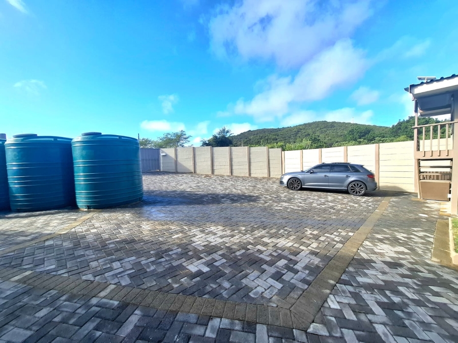 6 Bedroom Property for Sale in Dorchester Heights Eastern Cape